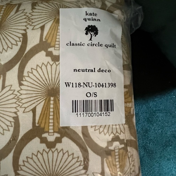 NWT Kate Quinn Neutral Deco Circle Bamboo Quilt - Picture 4 of 4